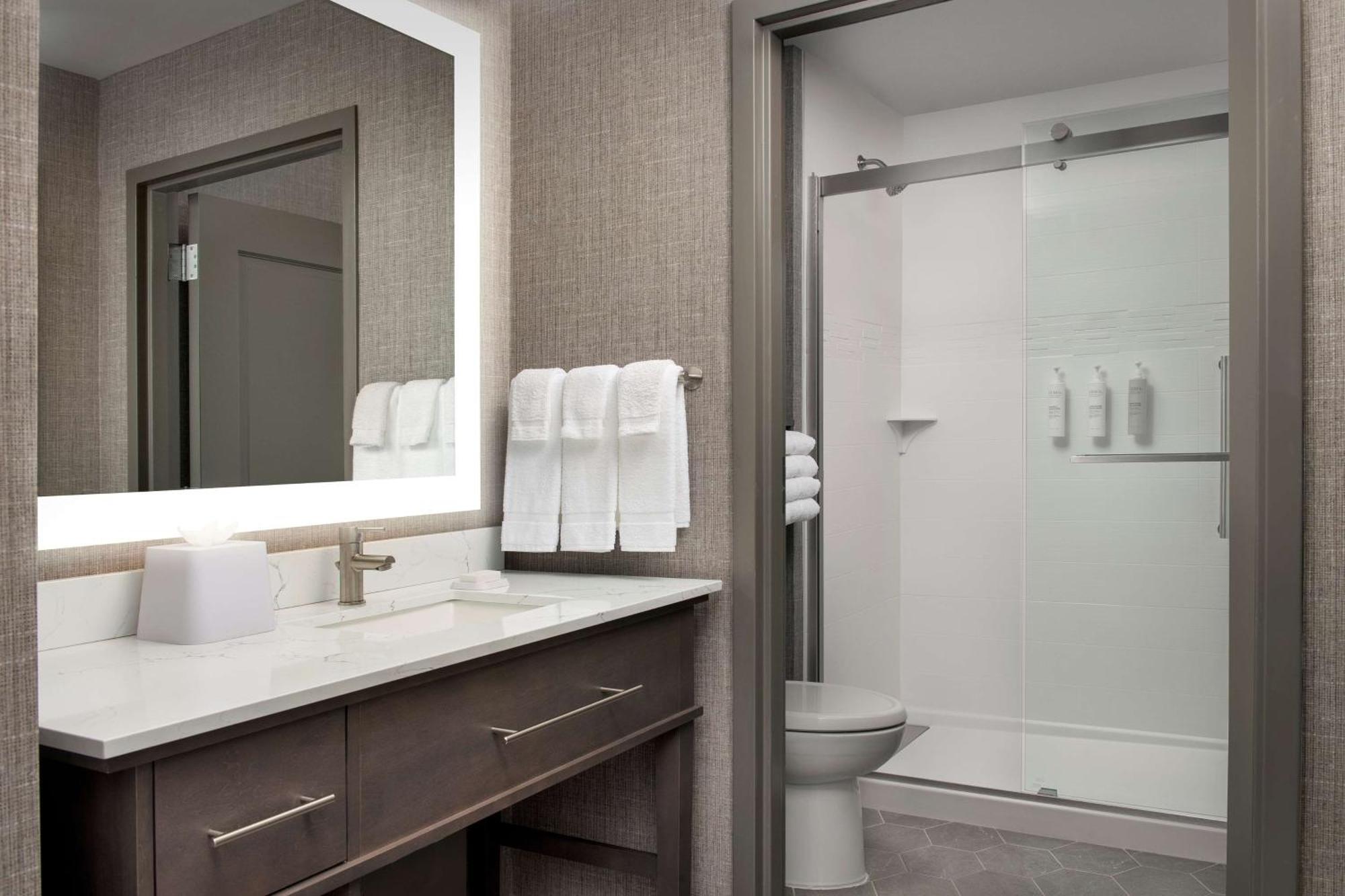 Homewood Suites By Hilton Louisville Airport ภายนอก รูปภาพ