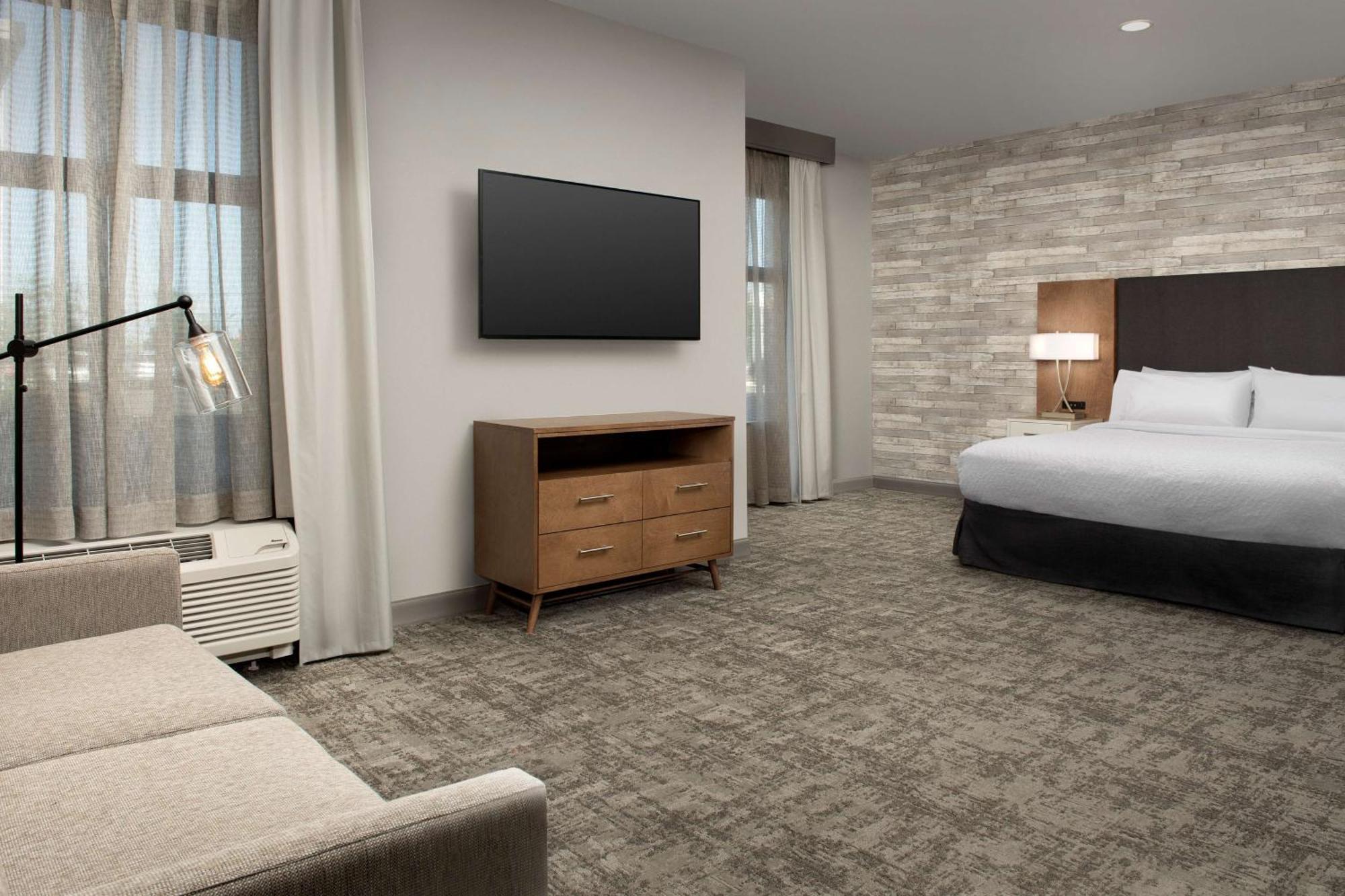 Homewood Suites By Hilton Louisville Airport ภายนอก รูปภาพ
