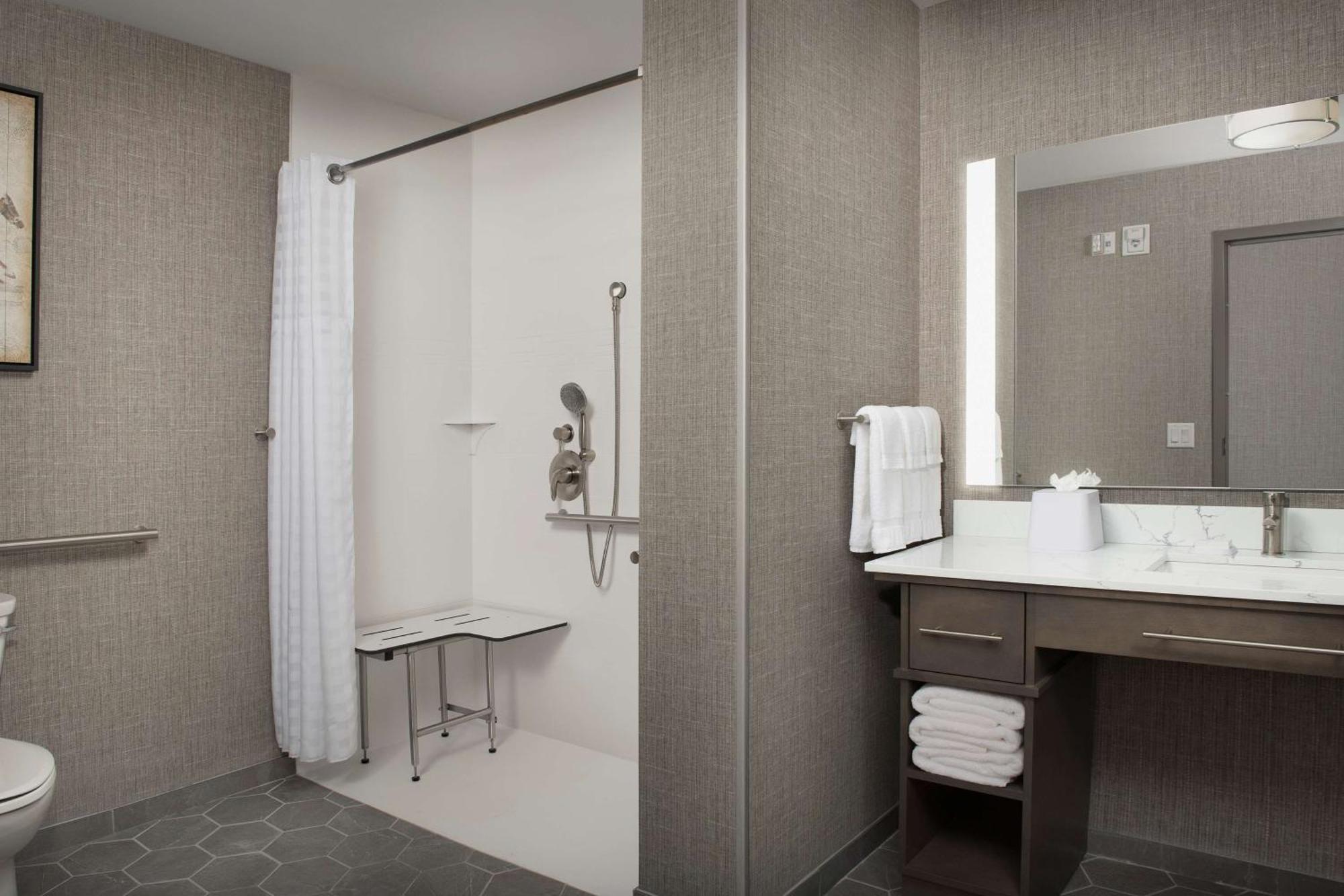 Homewood Suites By Hilton Louisville Airport ภายนอก รูปภาพ